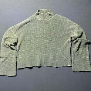 Rip Curl Drifter Mock Neck Chunky Knit Cropped Sweater Sage Green Size XS